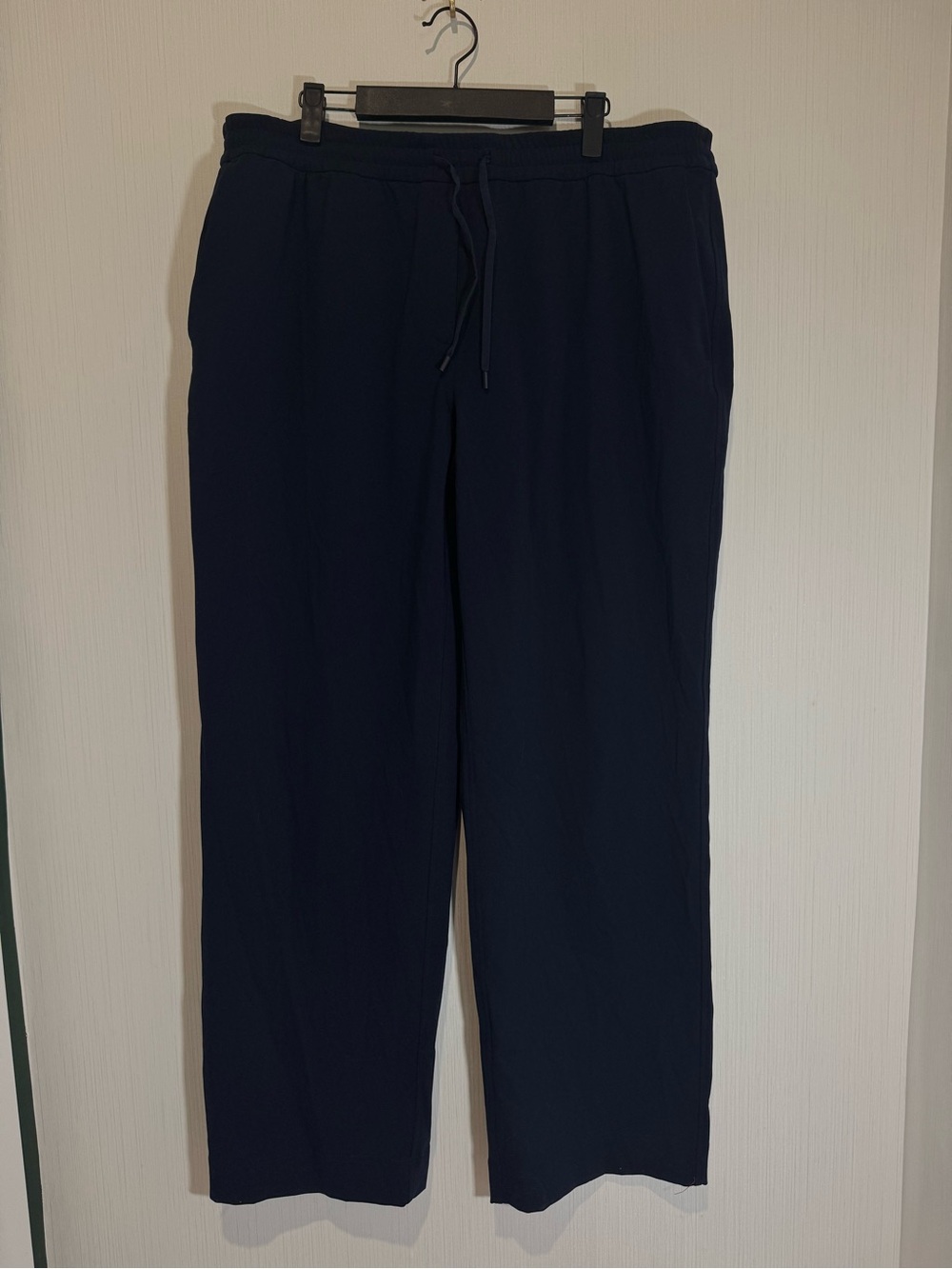 LULULEMON Drawstring Flared Pant. Navy. XL. 32” inseam. No flaws noted.
